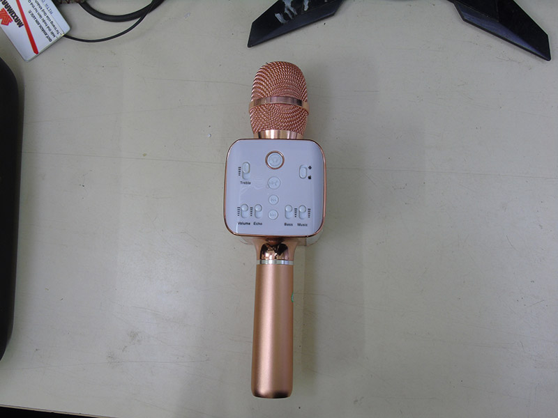 Micro kèm loa M2