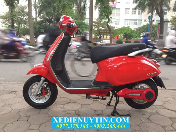 Đánh giá xe máy điện Vespa sau 1 năm sử dụng