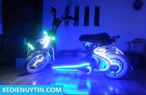Xe đạp điện độ đèn Led 02