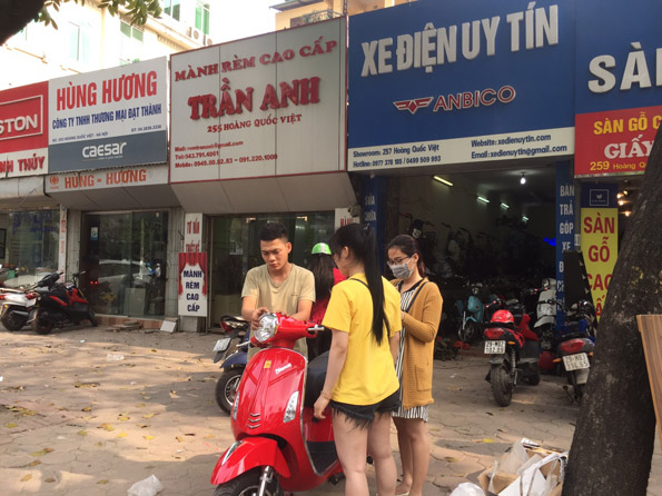 Cửa hàng xe đạp điện ở Long Biên