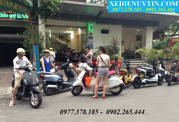 Cửa hàng bán xe máy điện Vespa uy tín