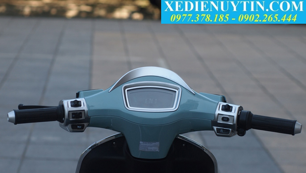 Xe máy điện Vespa lx150 đèn vuông - 02