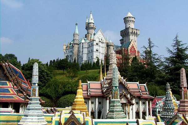 Cua so the gioi - Tham Quyen