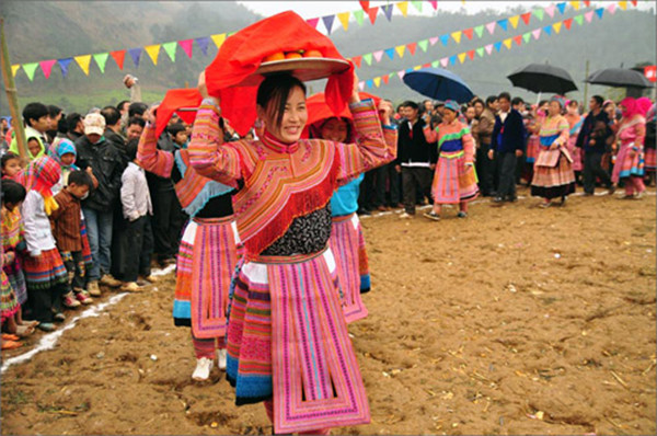 Chợ tình Sapa