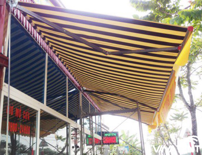 mái hiên di động sử dụng cho quán tạp hóa