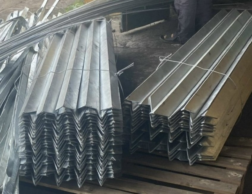 Cọc tiếp địa bằng thép mạ kẽm L63x6mm