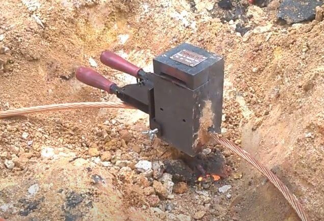 Hàn hóa nhiệt liên kết cọc tiếp địa với cáp đồng