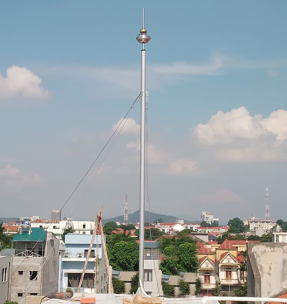 Lắp kim chống sét Bakiral ESE15