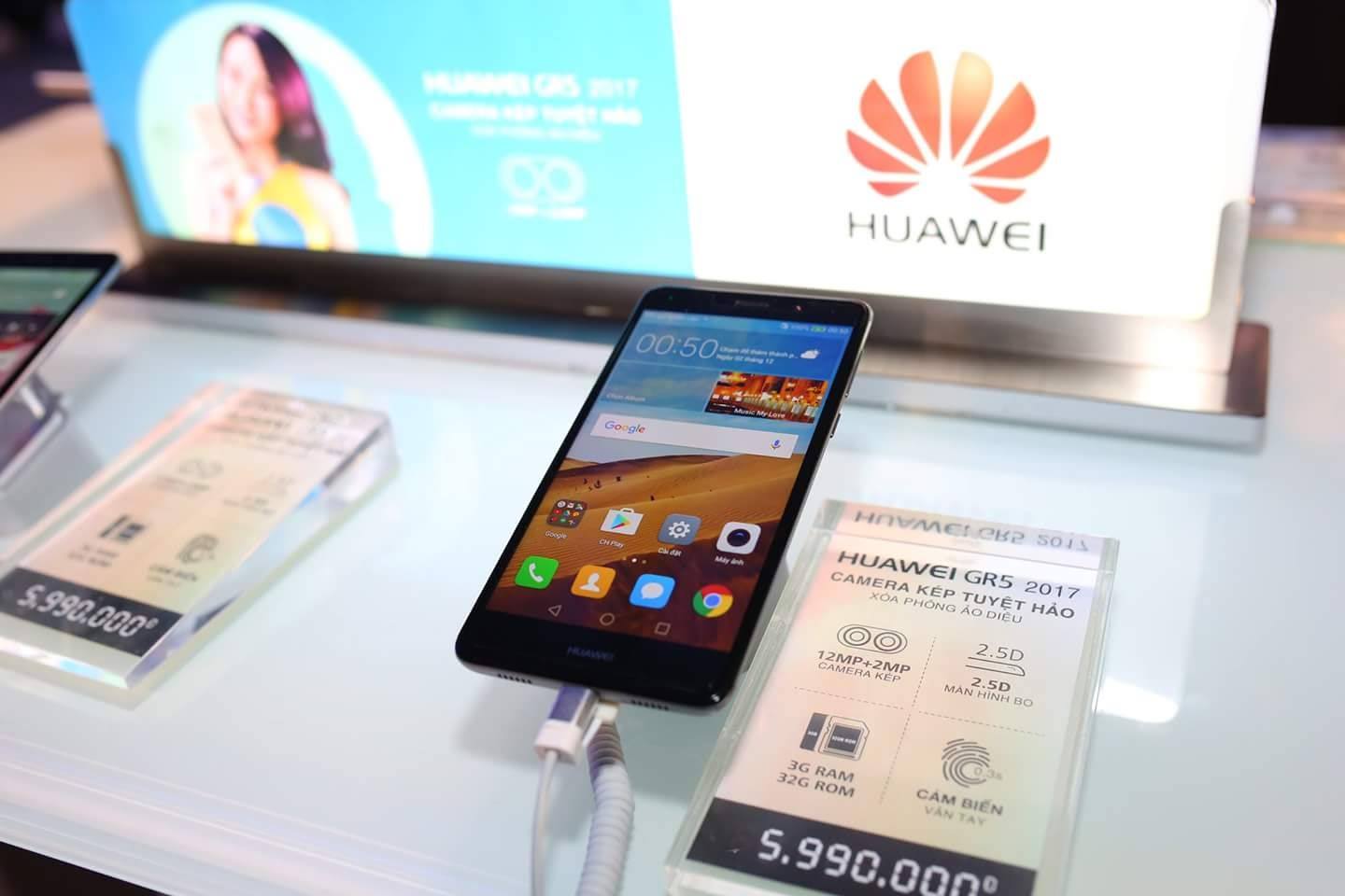 Lí do các cửa hàng kinh doanh thiết bị số tồn tại được.