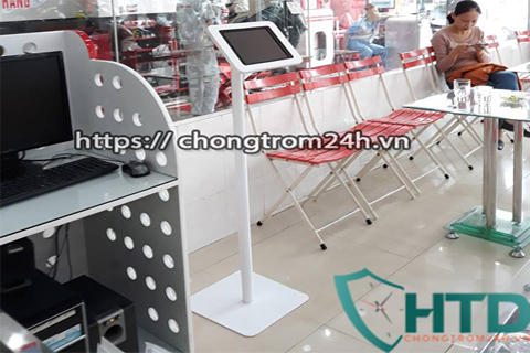 Giá đỡ chống trộm máy tính bảng trên sàn, trên tường, trên bàn 
