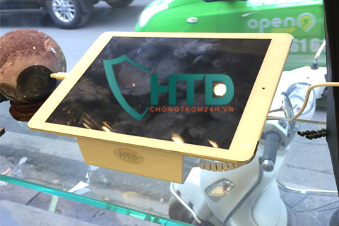 Vì sao giá đỡ chống trộm máy tính bảng sử dụng nhiều trên thị trường