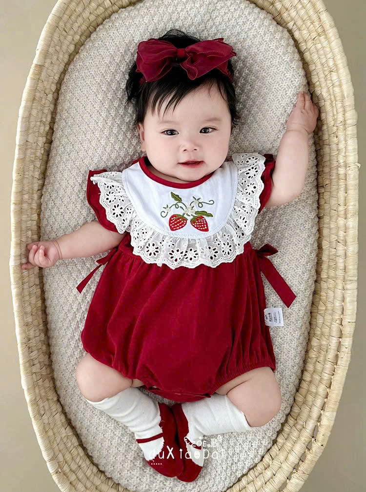 Body đỏ Noel cho bé gái sơ sinh