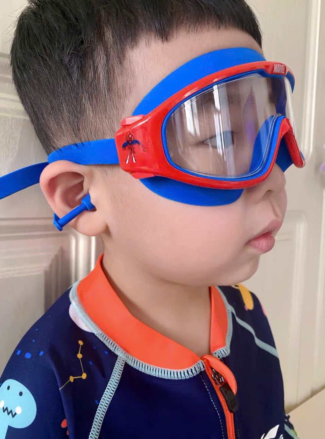 Kính bơi trẻ em cho bé gái 4-14 tuổi