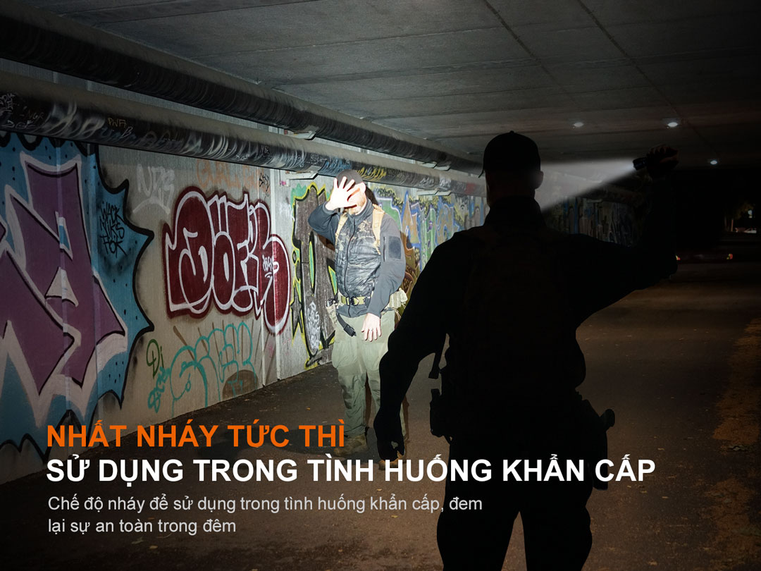 Nháy strobe tức thì, ánh sáng mạnh mễ.