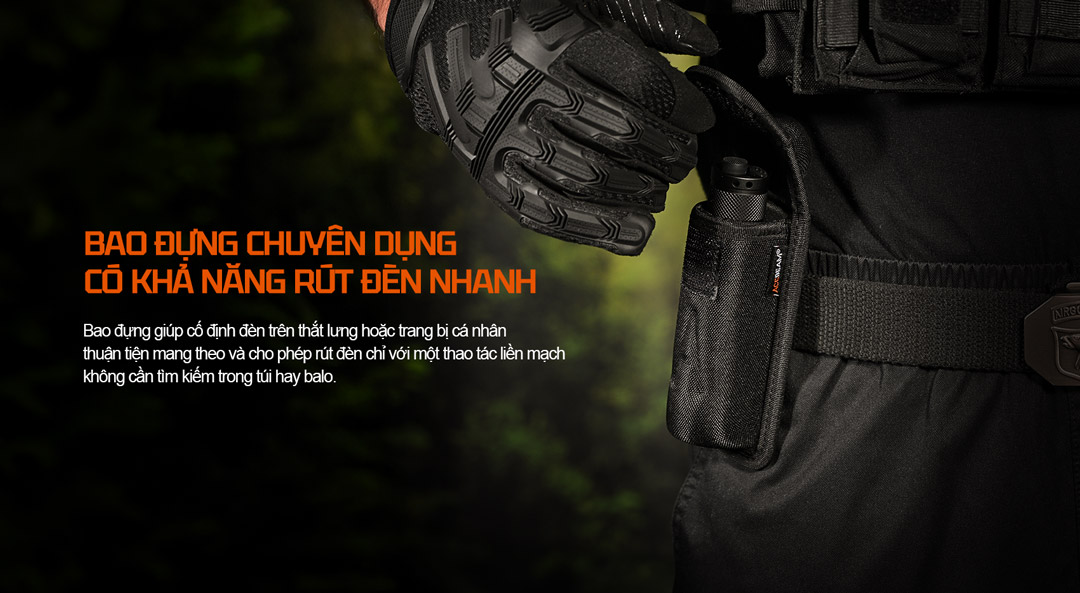 Bao đựng đèn pin ACEBEAM P16 2.0 hỗ trợ rút nhanh, cố định chắc chắn trên thắt lưng.