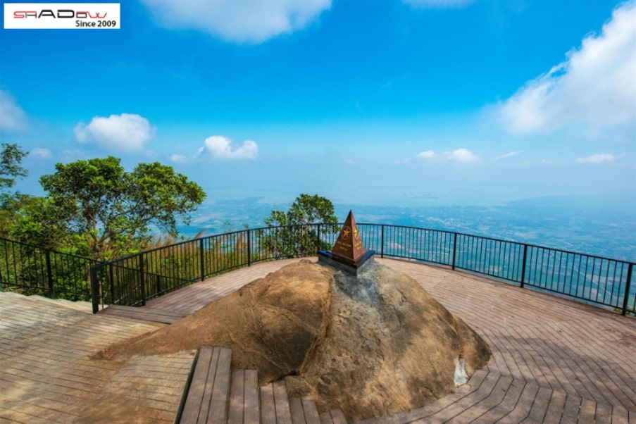 cắm trại núi bà đen