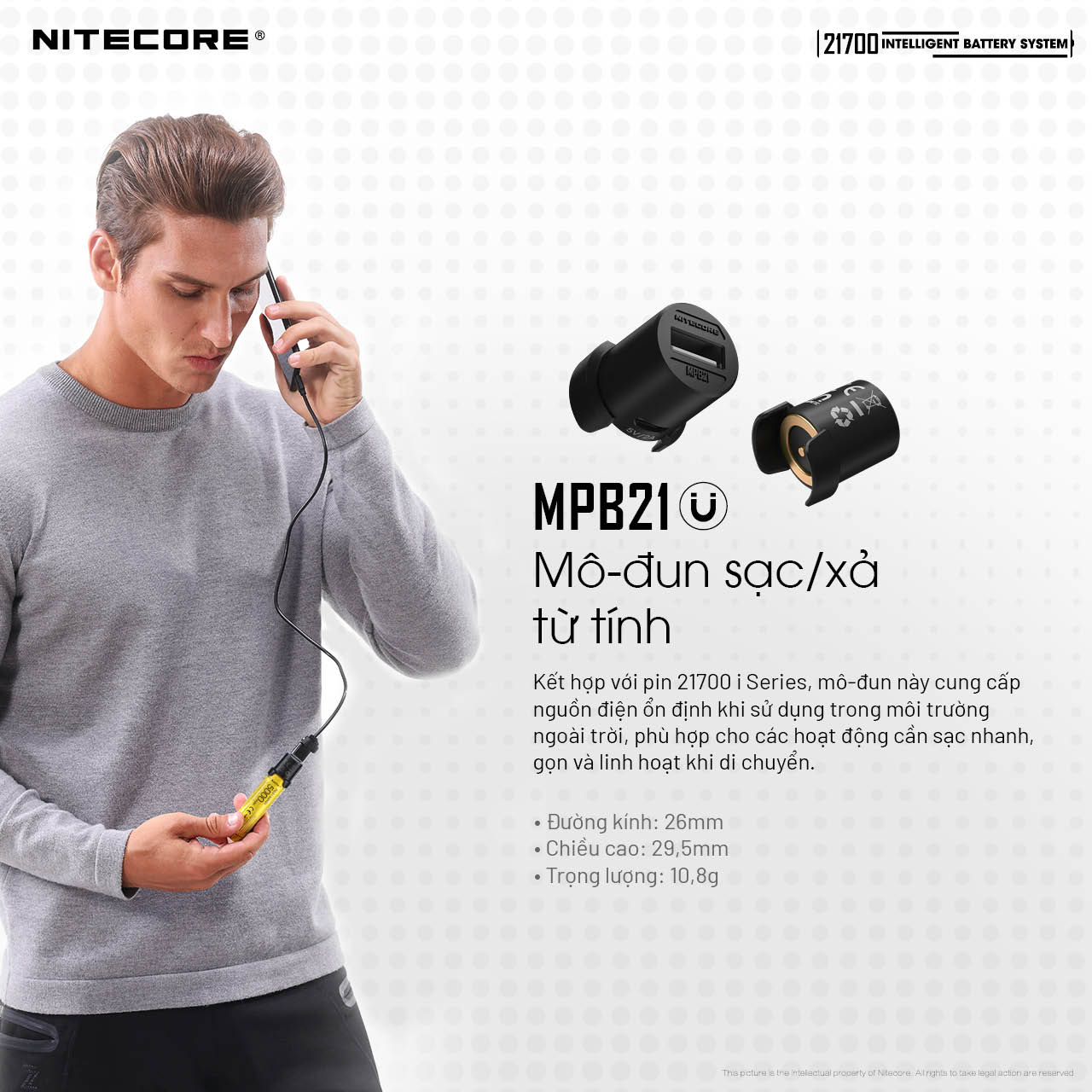 MPB21 vừa sạc pin vừa hoạt động như nguồn cấp điện di động, phù hợp cho các chuyến đi ngoài trời.