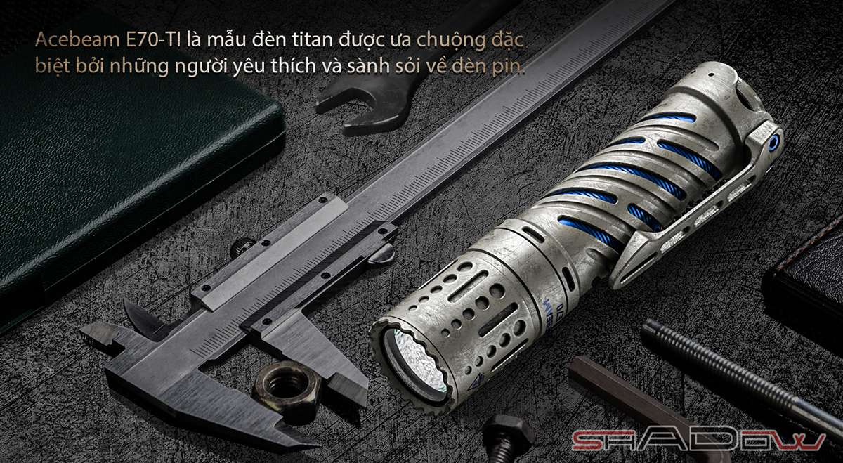Đèn pin ACEBEAM E70 Titanium độ sáng 4000lumen chiếu xa 240m pin 21700 USB-C
