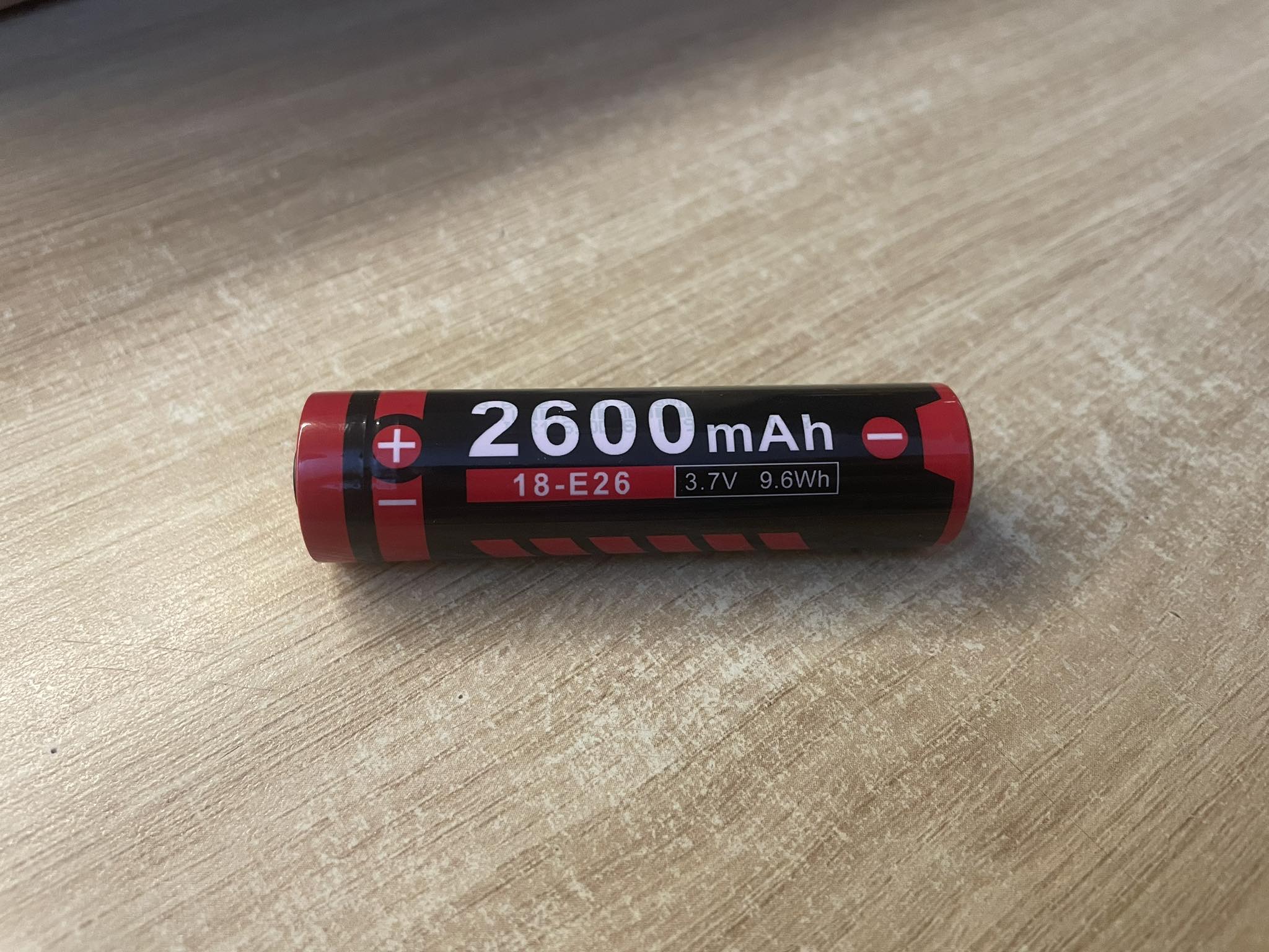 Pin sạc KLARUS 18650 18-E26 dung lượng 2600mAh dùng cho Klarus E2