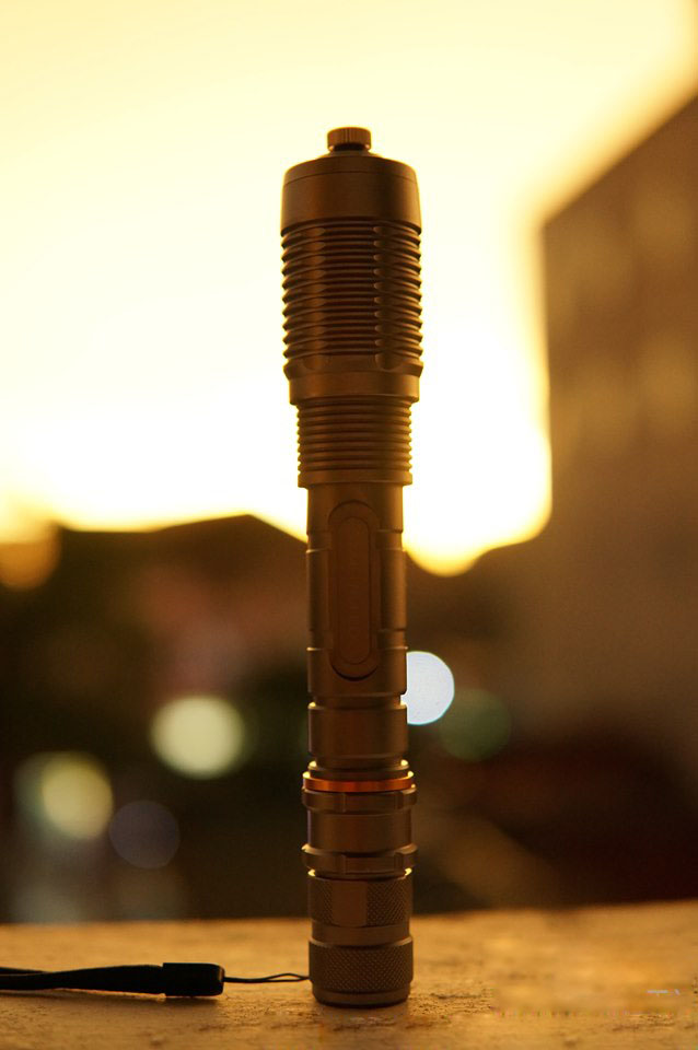 Đèn Laser công suất cao 7W