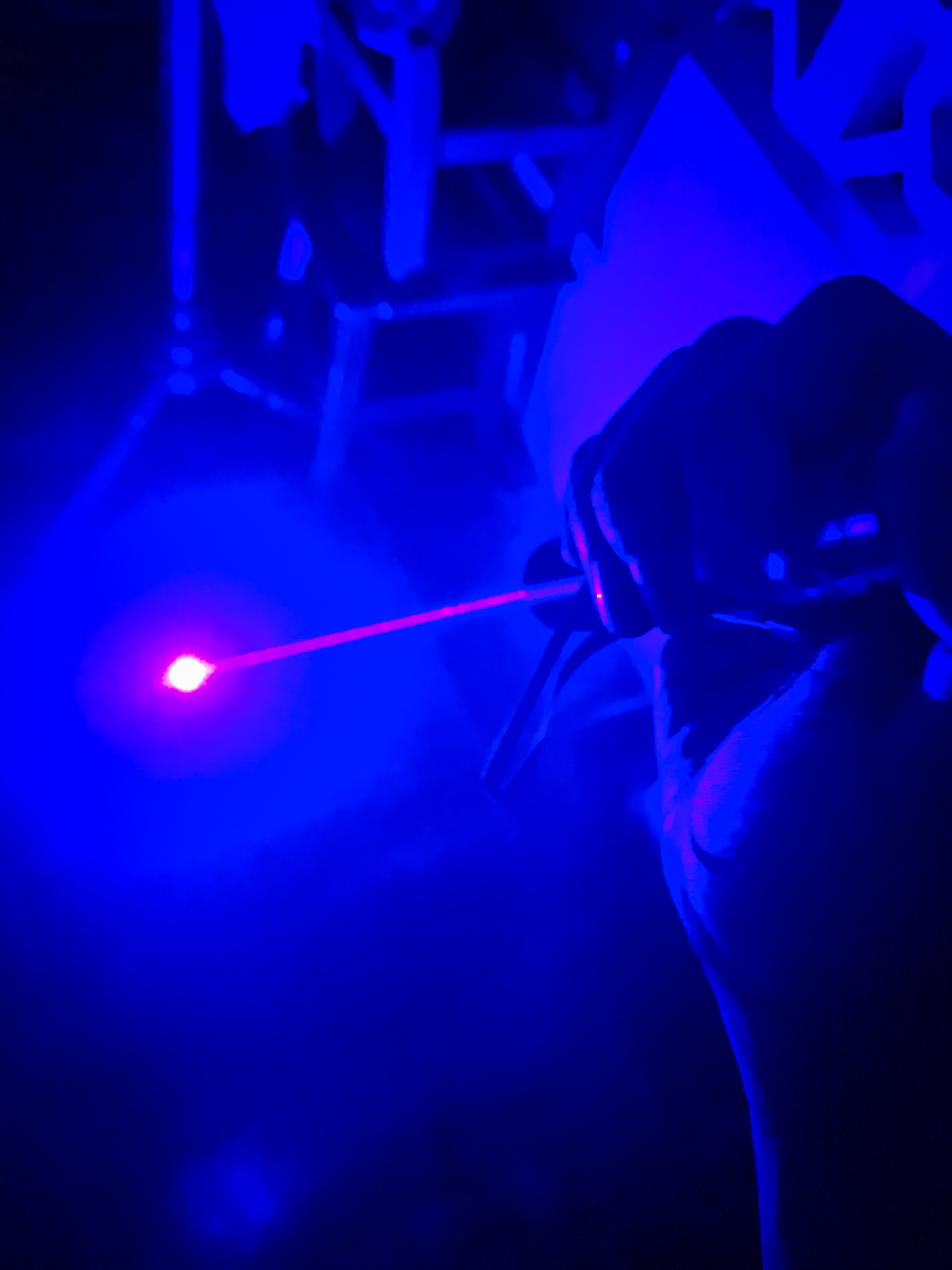 Đèn Laser Blue công suất 3W tia màu xanh dương kèm pin sạc