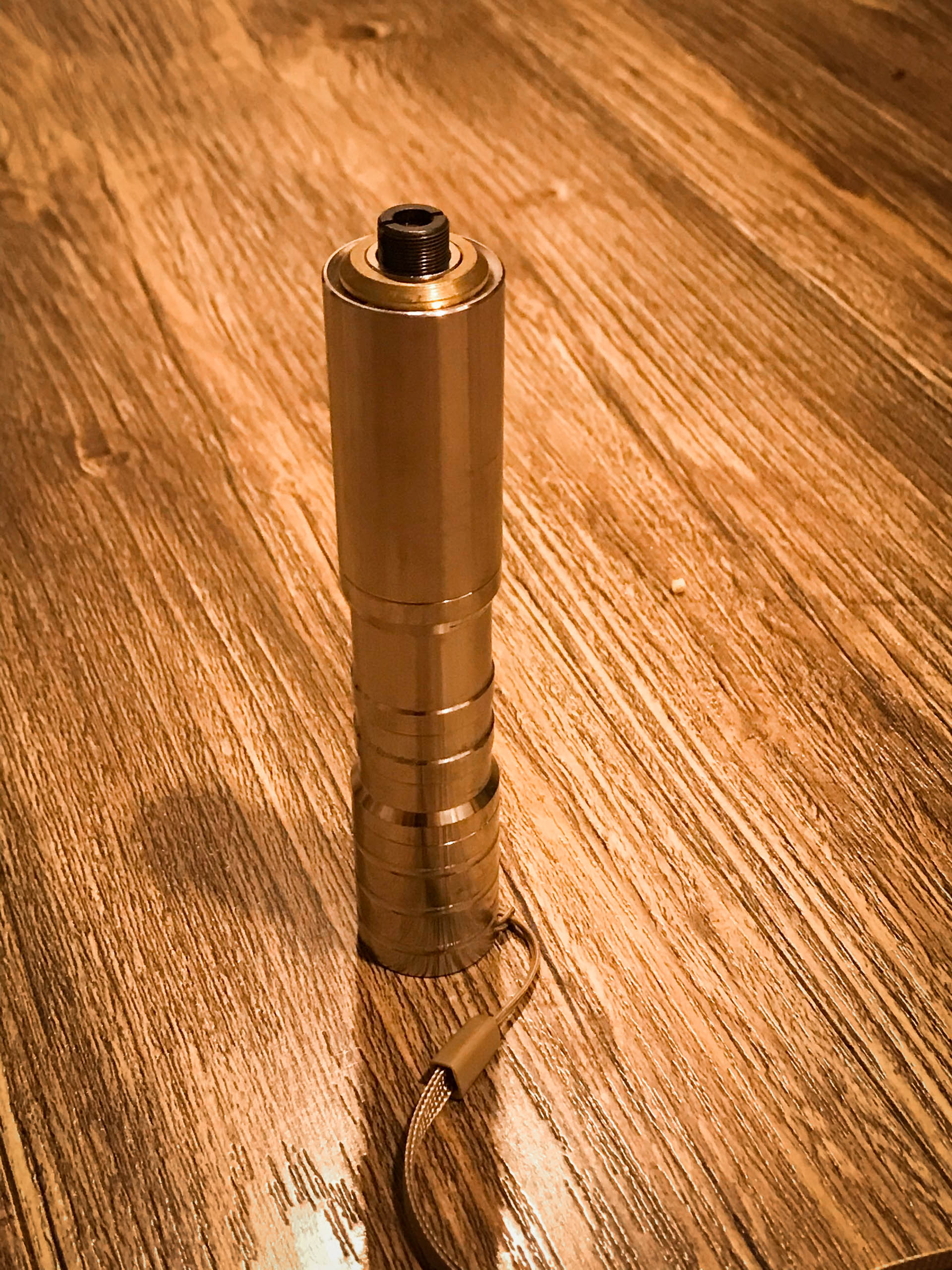 Đèn Laser Blue công suất 3W tia màu xanh dương kèm pin sạc