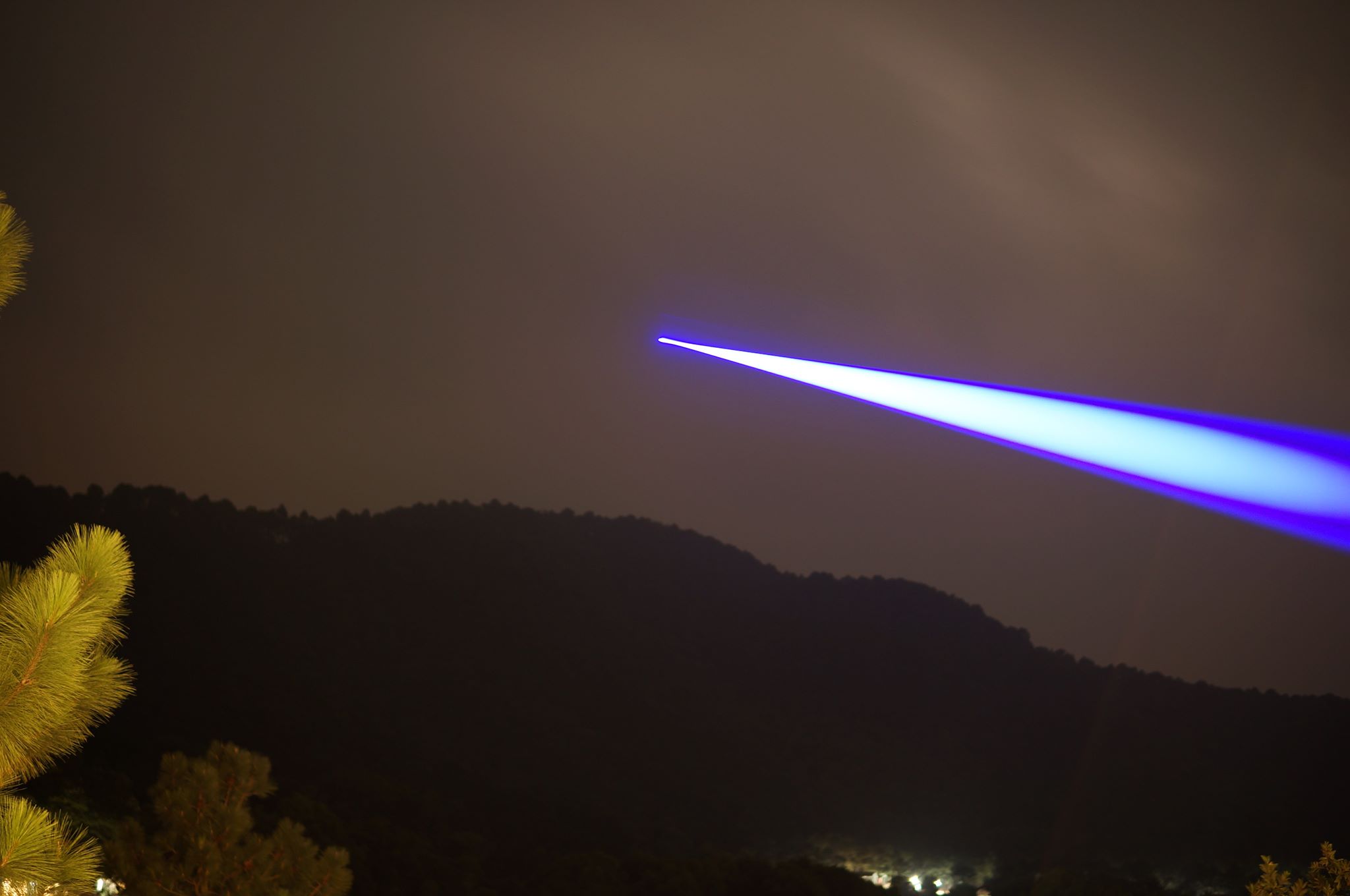 Đèn laser Blue công suất 2W tia màu xanh dương