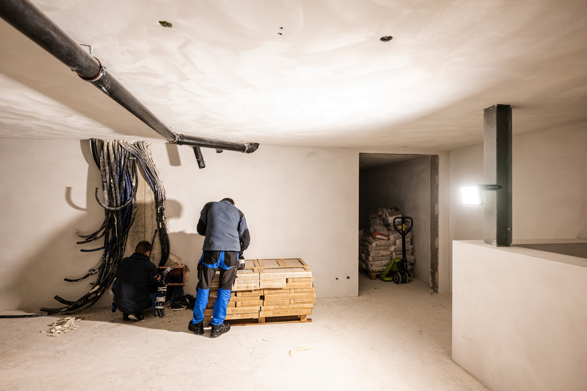 Đèn pha LEDLENSER AF8R Work Floodlight độ sáng 4000 Lumens