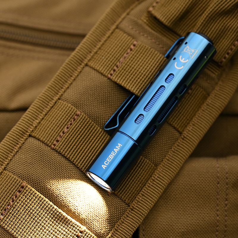 Đèn pin ACEBEAM RIDER RX BLUE độ sáng 650 lumen chiếu xa 96m