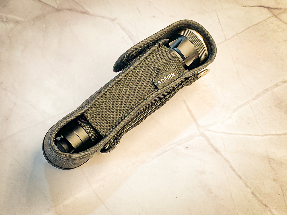 Đèn pin SOFIRN SF84 sáng 900 lumen chiếu xa 310m pin 18650 sạc Micro-USB