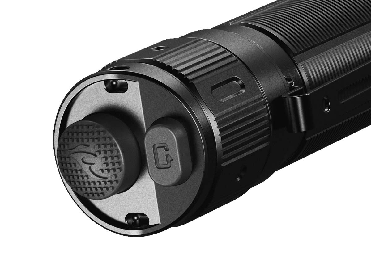 Đèn pin FENIX TK20R V2.0 độ sáng 3000 lumen chiếu xa 475m