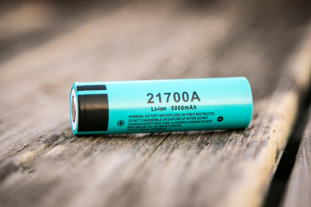 Pin sạc Amutorch NCR 21700 5000mAh