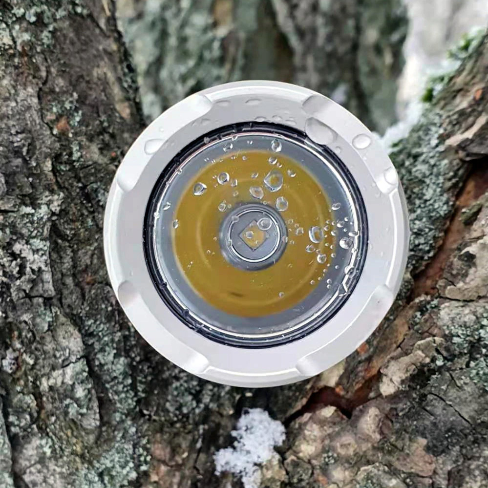 Đèn pin SOFIRN TF84 độ sáng 1200lm chiếu xa 200m