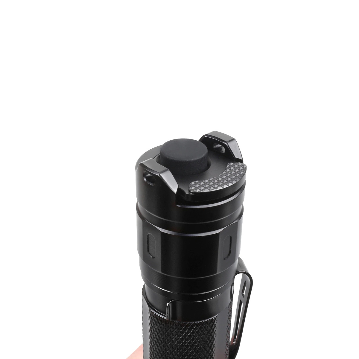 Đèn pin SOFIRN TF84 độ sáng 1200lm chiếu xa 200m