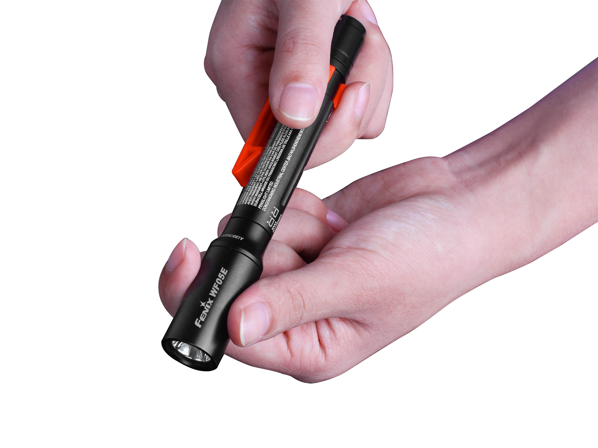 Đèn pin công nghiệp FENIX WF05E độ sáng 85 lumen tầm chiếu xa 54m chống cháy nổ sử dụng 2 pin kiềm AAA