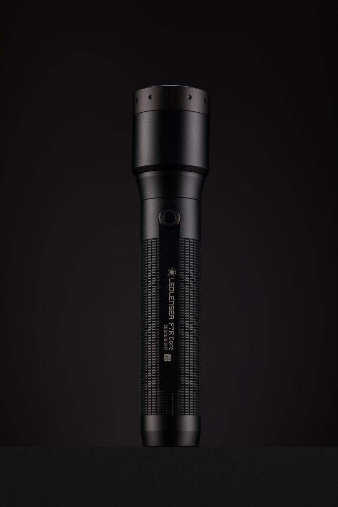 Đèn pin LEDLENSER P7R Core độ sáng 1400 lumens tầm chiếu xa 300m