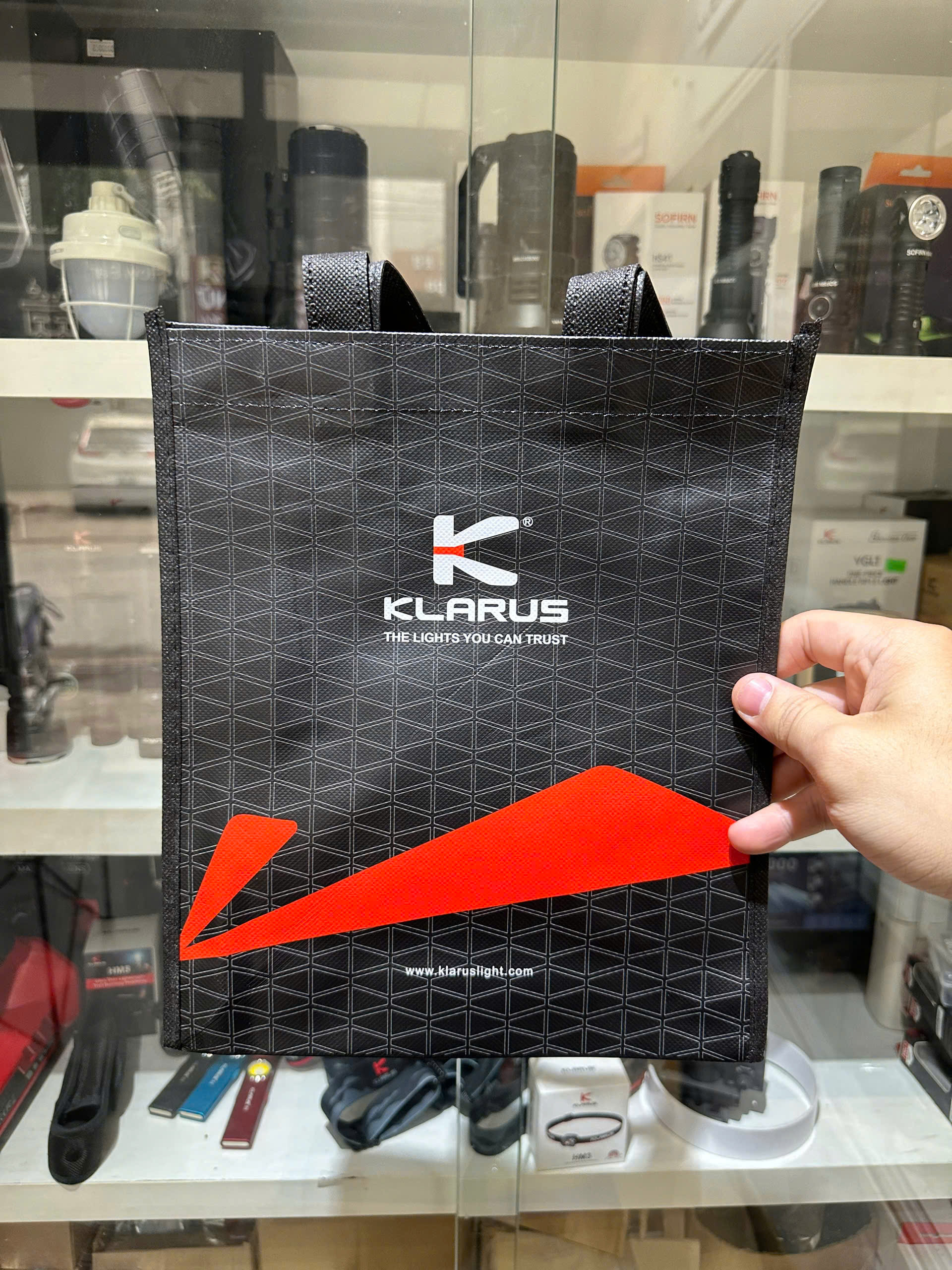 (HÀNG TẶNG KHÔNG BÁN) Túi vải Klarus