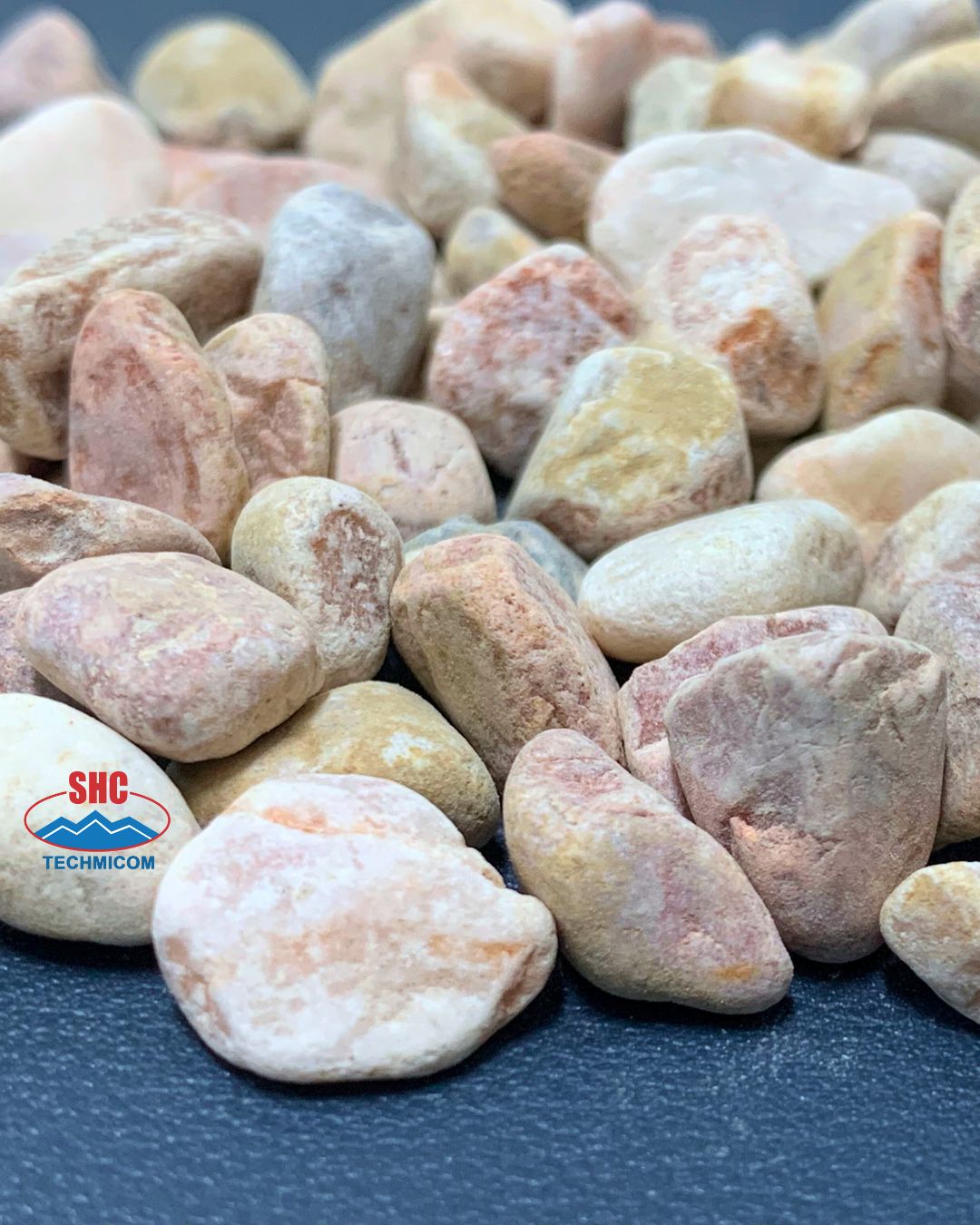 PINK PEBBLE STONE