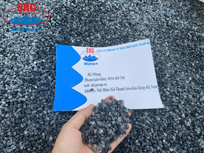 Sỏi màu xám trang trí
