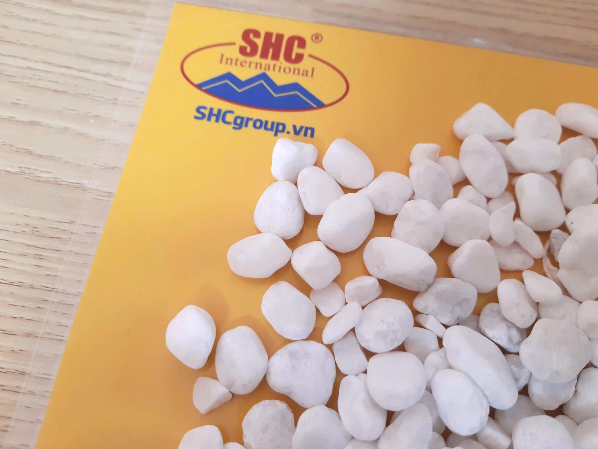 Sỏi trắng muối