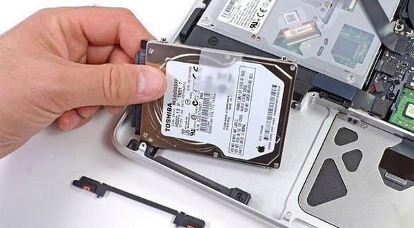 Cách nâng cấp ổ cứng SSD