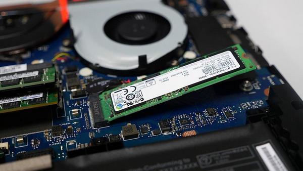 Nâng cấp ram hay ssd