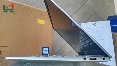 Schermo Di Ricambio LCD LED FHD Per HP Pavilion 15T-EG100 – 40 Pin, Touch, Con Strumenti Di Montaggio