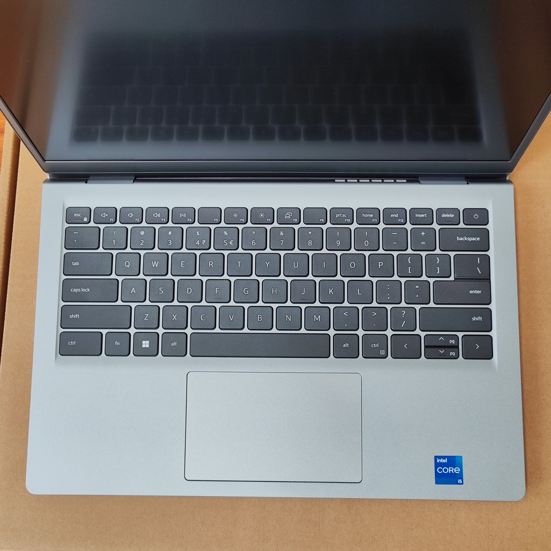 Laptop New DELL Vostro 3430 Core I5-1335U / RAM 8GB/ SSD 512GB/ 14'' FHD / WINDOWS 11/ GREY