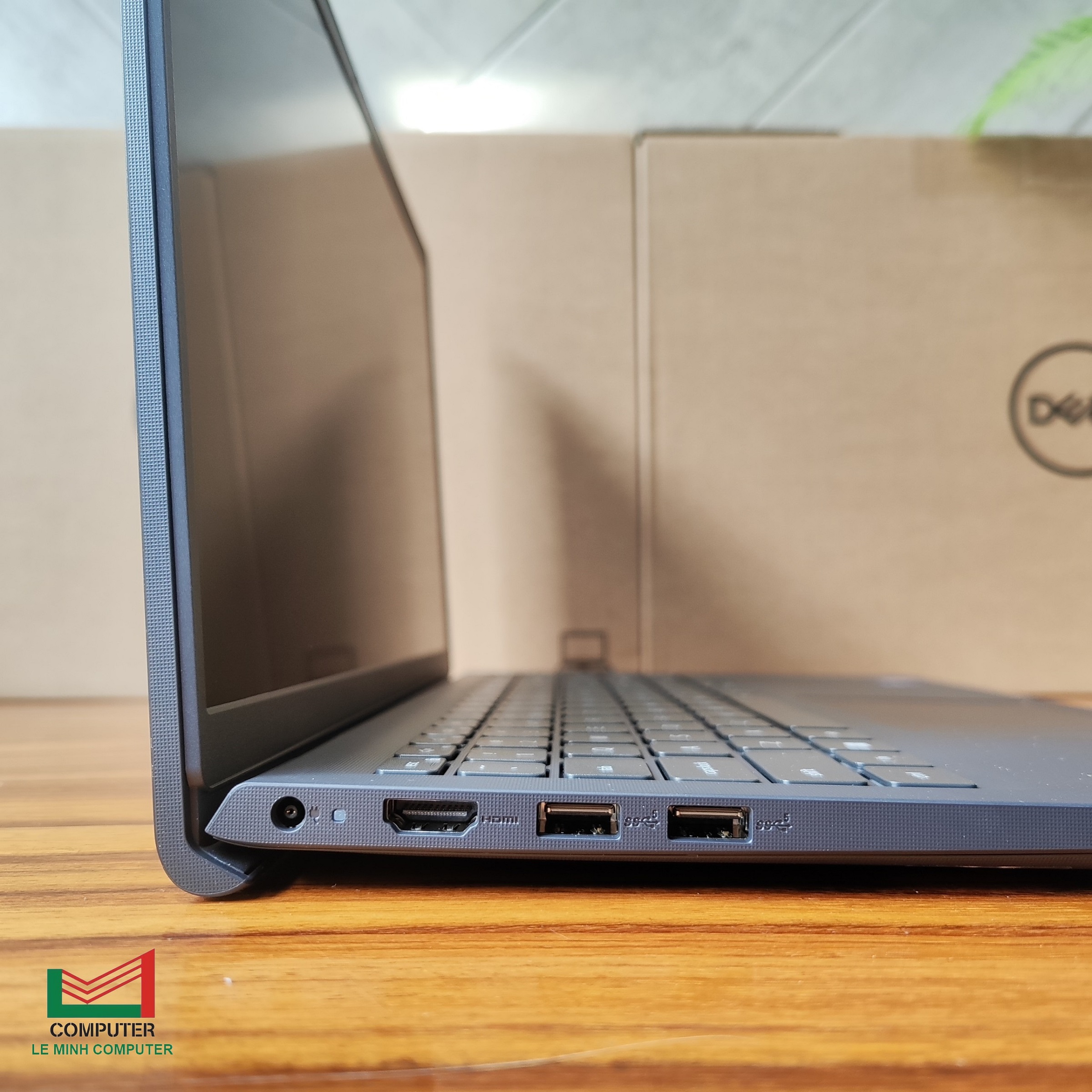 Laptop New Dell Vostro 3520 - Core i5 1135G7/ Ram 8GB/ SSD 256GB/ 15.6