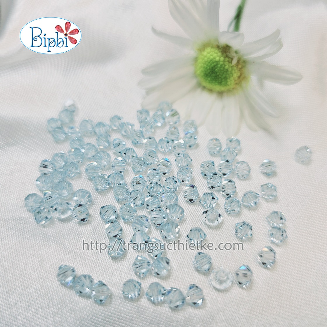 Pha lê Preciosa 4mm màu xanh lơ (light azore)