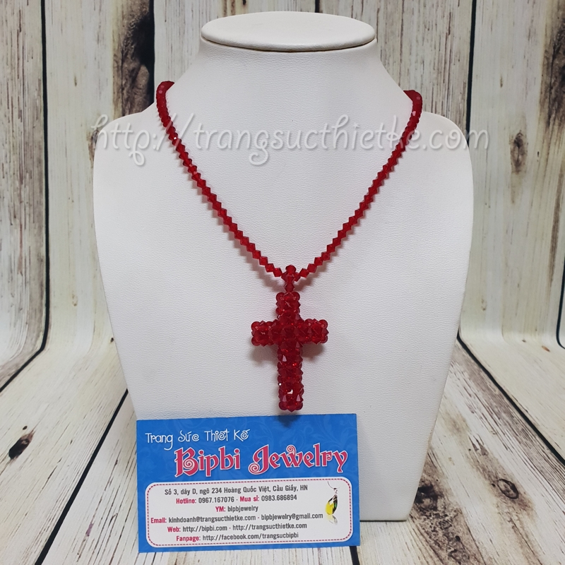 Vòng cổ pha lê mặt thánh giá đỏ