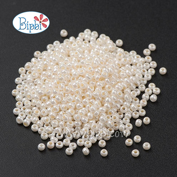 Cườm Tiệp Preciosa màu trắng kem