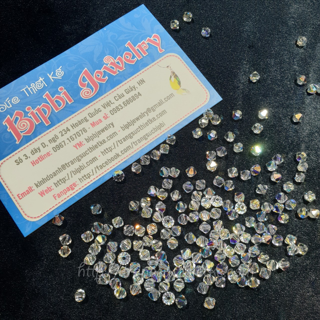 Pha lê Tiệp 4mm màu trắng xà cừ (AB)
