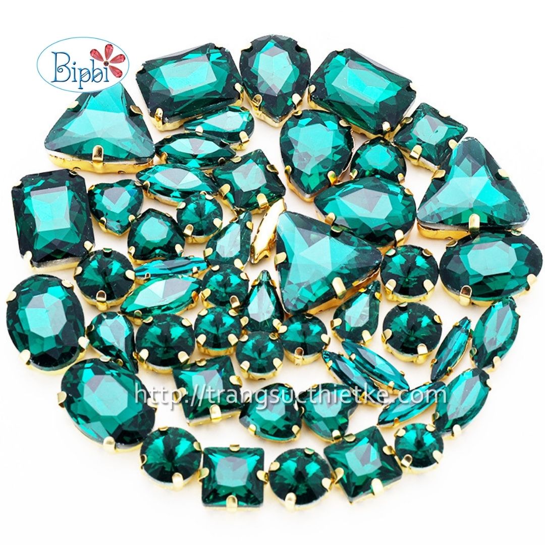 Đá có đế đính kết màu xanh zircon trong